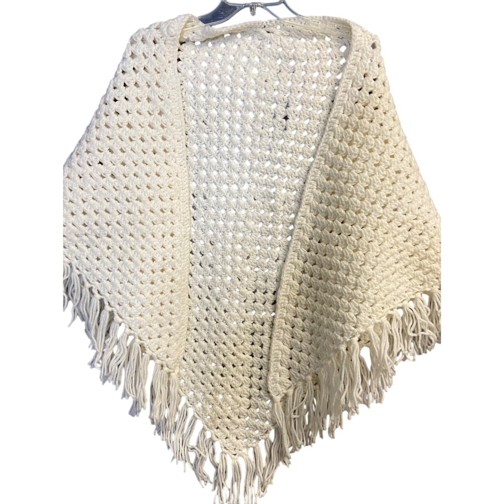 Crochet Shawl Wrap Womens One Size White Fringe Triangle Boho 64x33 Handmade